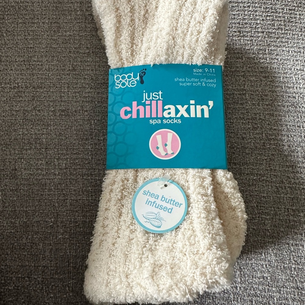 Cream Spa Socks (new)